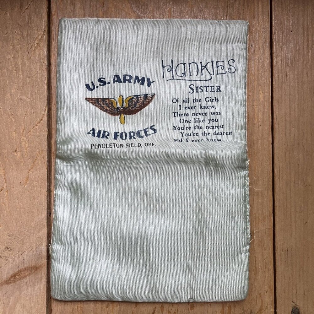 VINTAGE U.S. Army Hankie holder Sister Silk Day‎ Gift Handkerchief
